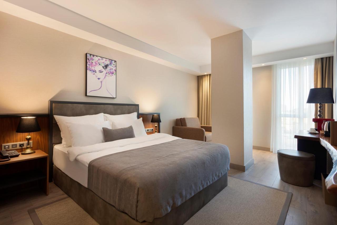Buem Hotel Kosuyolu Istanbul Exterior photo