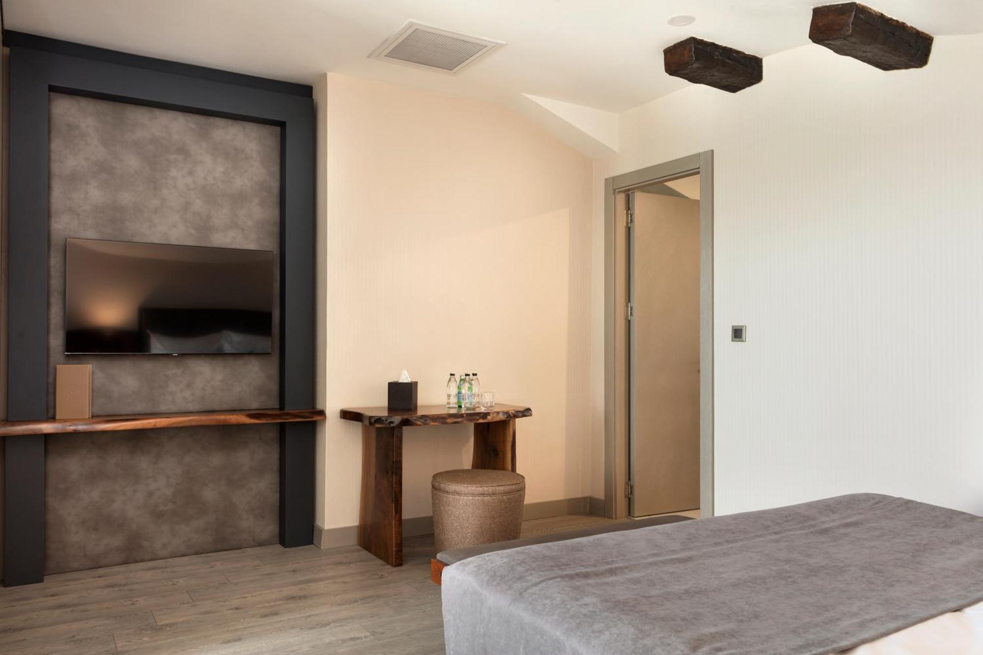 Buem Hotel Kosuyolu Istanbul Room photo
